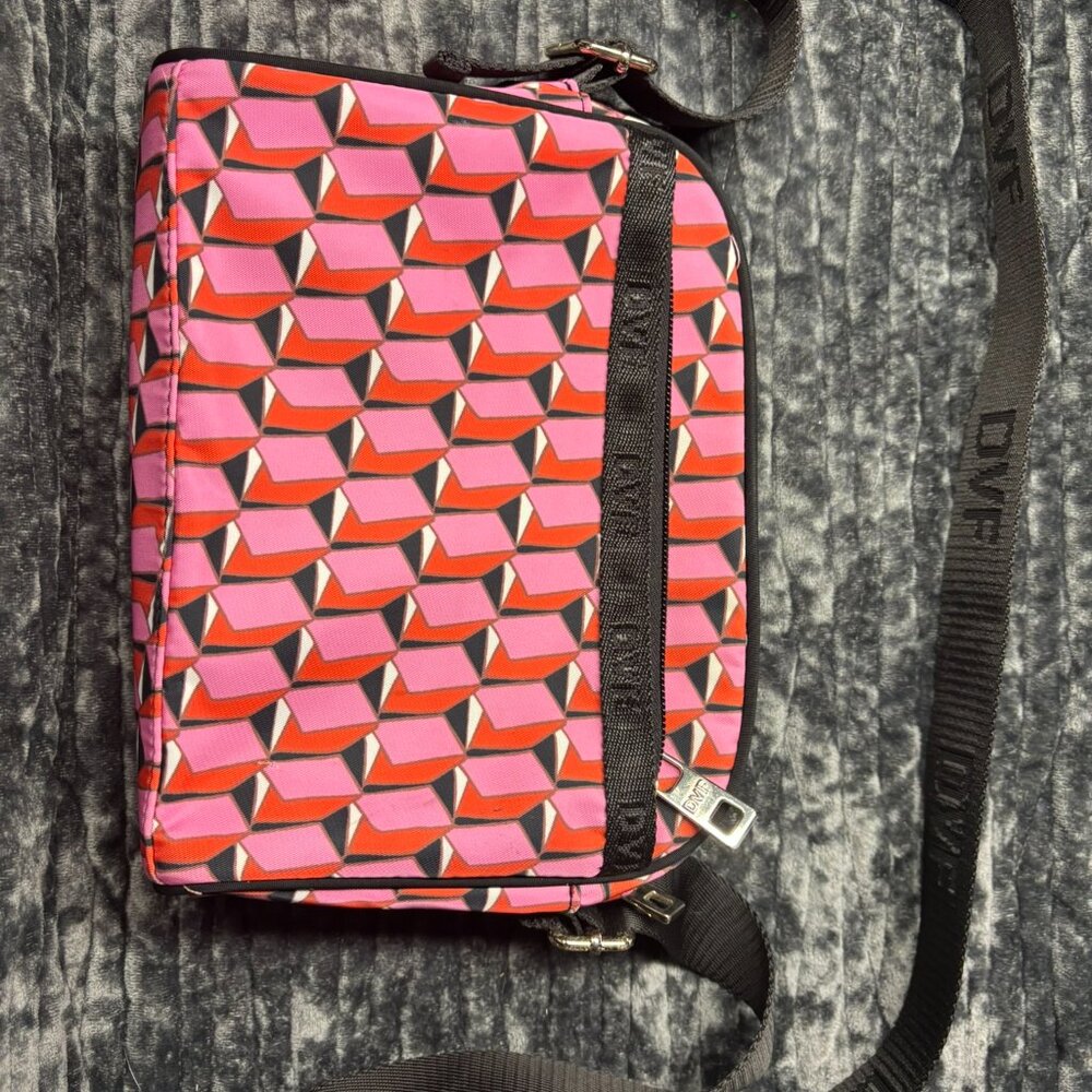 DVF Camera bag/Crossbody Bag - Picture 3 of 3